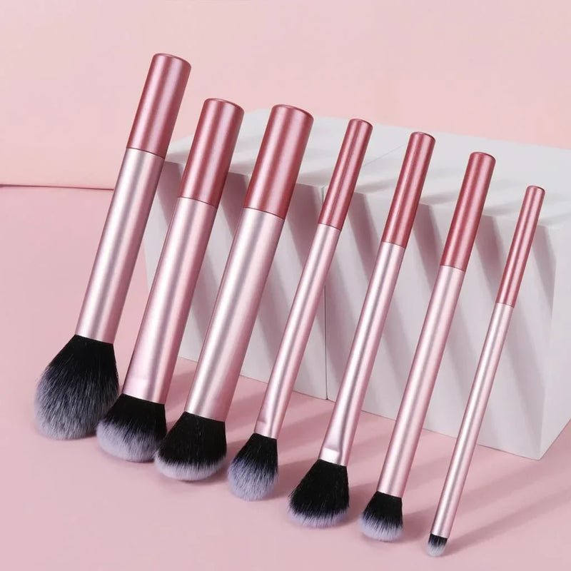 Conjunto de pincéis de maquiagem profissional, 7 peças, cabelo sintético macio e premium, sem crueldade, fácil de limpar, base, blush, sombra, cosméticos